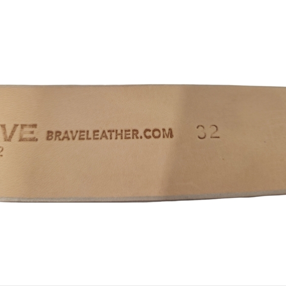 BRAVO Eziz Silver Metallic Belt SIZE 32 - Picture 8 of 9